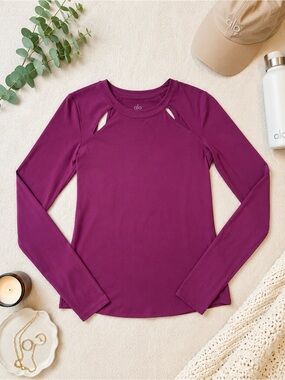 Alo Yoga Mantra Long Sleeve Cutout Top Purple Size Small